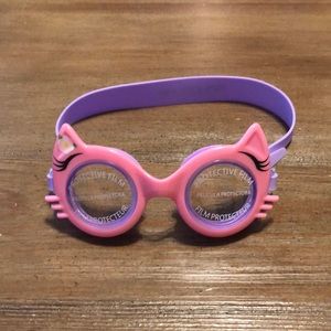 Brand New Aqua2ude cat goggles